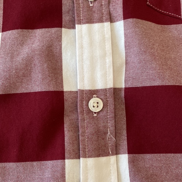Express Soft Wash ButtonDown - Picture 4 of 6